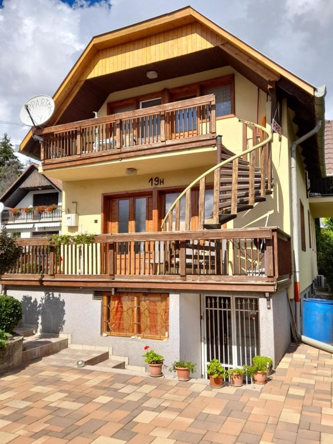 Apartmán Harmonia Vendeghaz 100 Meterre Az Igali Gyogyfuerdotol Exteriér fotografie
