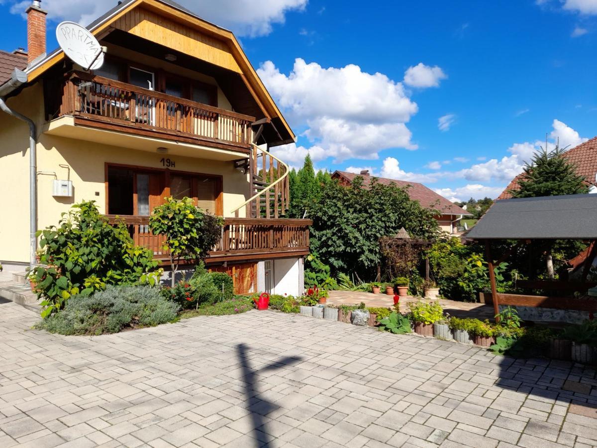 Apartmán Harmonia Vendeghaz 100 Meterre Az Igali Gyogyfuerdotol Exteriér fotografie