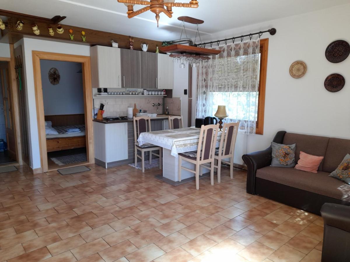 Apartmán Harmonia Vendeghaz 100 Meterre Az Igali Gyogyfuerdotol Exteriér fotografie