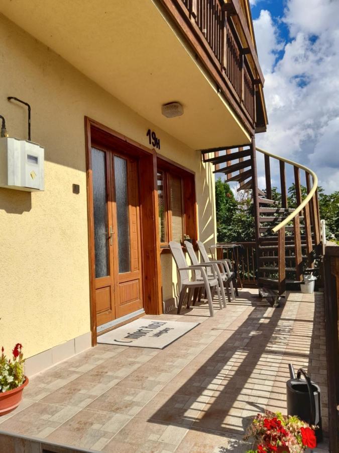 Apartmán Harmonia Vendeghaz 100 Meterre Az Igali Gyogyfuerdotol Exteriér fotografie